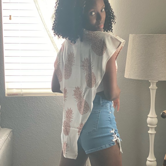 Triangle Top - Picture 4 of 6